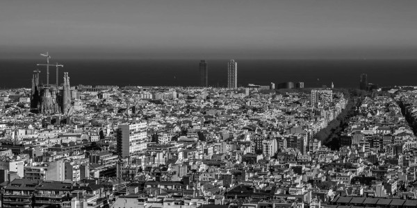 Conflictos Comunidades de Vecinos / Propietarios en Pirineus · Comercios en Locales Comerciales con Negocios ilegales
